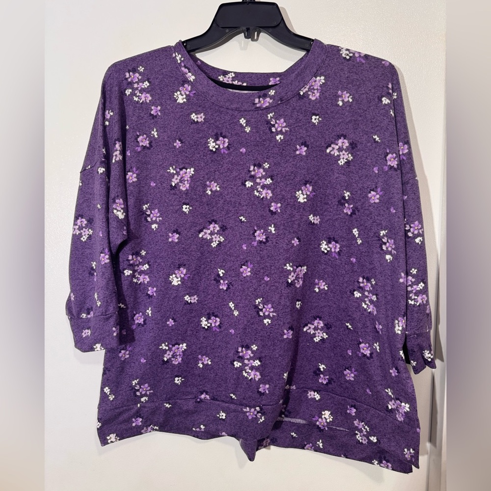 Simply Vera Vera Wang Lavender Floral Long Sleeve Top